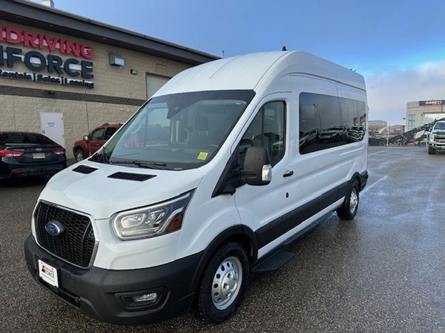2023 Ford Transit Passenger Wagon XL in Cars & Trucks in Grande Prairie