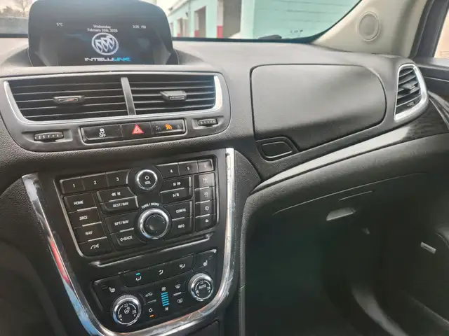 2016 Buick Encore AWD 4dr Premium in Cars & Trucks in City of Toronto - Image 18