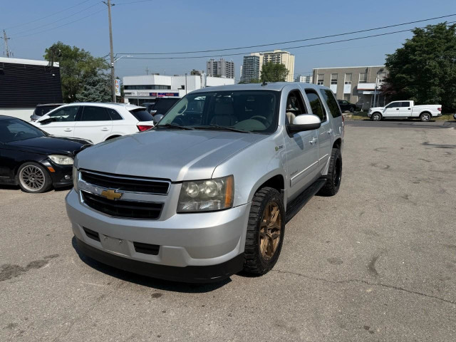 2010 Chevrolet Tahoe Hybrid 2010 Chevrolet Tahoe, hybrid in Cars & Trucks in City of Toronto - Image 2