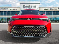 | Heated Front Bucket Seats | Heated Steering Wheel | Apple CarPlay & Android Auto | Exterior Parkin... (image 7)