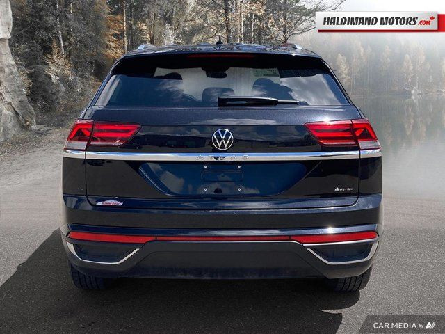 2023 Volkswagen Atlas Cross Sport Trendline in Cars & Trucks in Hamilton - Image 4