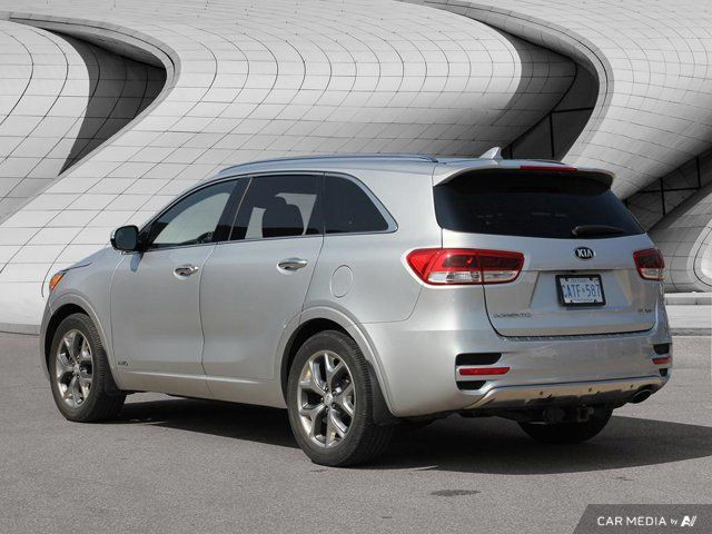2017 Kia Sorento SX in Cars & Trucks in London - Image 3