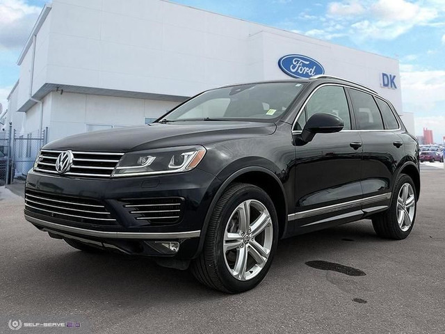 2015 Volkswagen Touareg HIGHLINE w/Leather, Moonroof, Nav! in Cars & Trucks in Edmonton