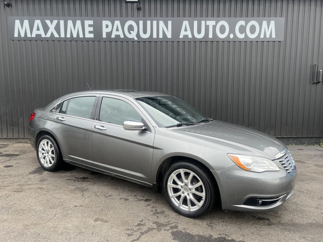 2013 Chrysler 200 Limitée in Cars & Trucks in Saint-Hyacinthe