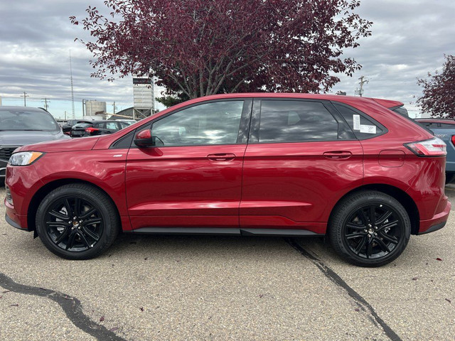  2024 Ford Edge ST Line AWD, SUV, HEATED STEERING WHEEL, MOON RO in Cars & Trucks in Red Deer