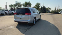 This 2025 JEEP COMPASS LATITUDE LUX 4X4 has the following options Leatherette Seats, Remote Start Sy... (image 8)