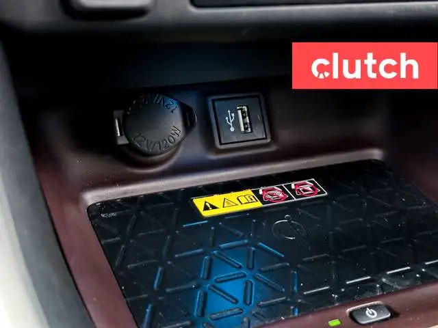 2023 Toyota RAV4 Hybrid Limited AWD w/ Apple CarPlay, Heated Fro in Cars & Trucks in City of Toronto - Image 35