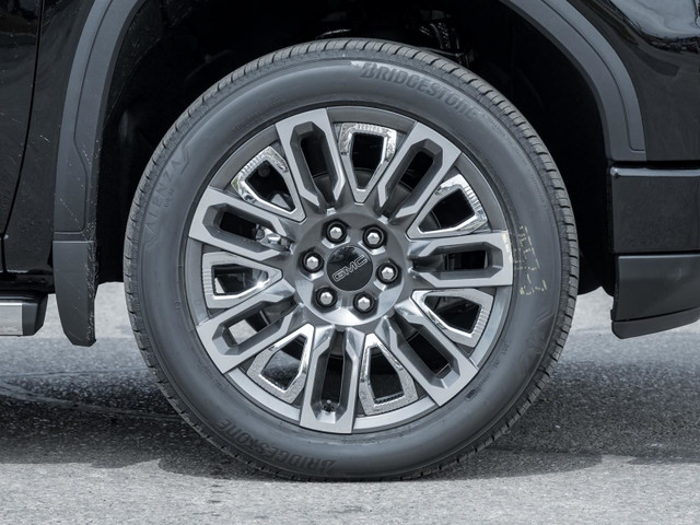 2025 GMC Sierra 1500 Denali Ultimate- Duramax Diesel in Cars & Trucks in Markham / York Region - Image 4