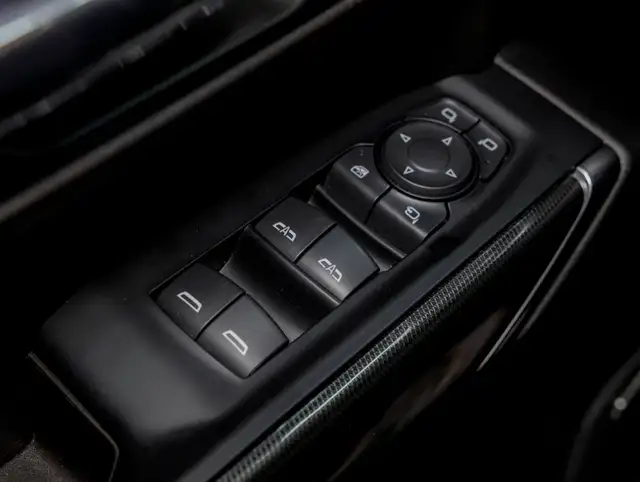 2021 GMC Sierra 1500 AT4 CREW 4X4 V8 *TOIT* NAV CUIR SIÈGES VENT in Cars & Trucks in Laurentides - Image 32