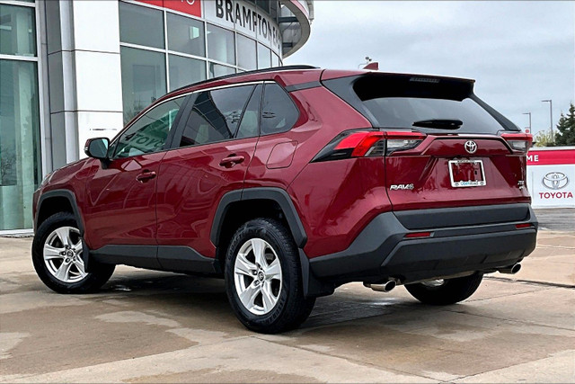 2019 Toyota RAV4 AWD XLE in Cars & Trucks in Mississauga / Peel Region - Image 4