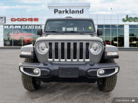 Only 40,600 Miles! This Jeep Gladiator delivers a Regular Unleaded V-6 3.6 L/220 engine powering thi... (image 7)