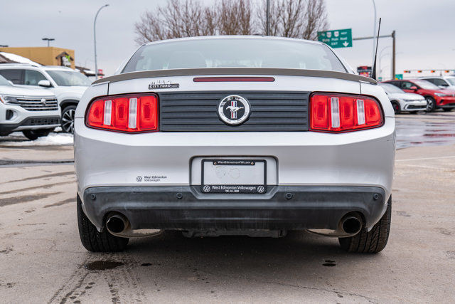 2012 Ford Mustang 2dr Cpe V6 | HEATED SEATS in Cars & Trucks in Edmonton - Image 4