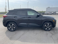 AMVIC Licensed Dealer The 2022 CHEVROLET TRAILBLAZER RS AWD in Mosaic Black Metallic with Jet Black... (image 9)