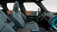 *Options français:* * Entretien programmé sans frais 3 ans/40 000 km * Premier+ * Style Favori * Rou... (image 8)