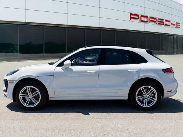 2023 Porsche Macan in Cars & Trucks in London - Image 3