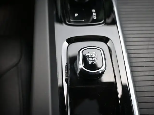 2024 Volvo S60 B5 B5 CORE SUNROOF, NAVIGATION, HEATED POWER SEAT in Cars & Trucks in City of Halifax - Image 13