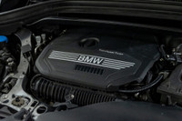 Francais: * Entretien régulier sans frais 4 ans/80k * Édition M Sport * Freins Standard * Peinture M... (image 9)