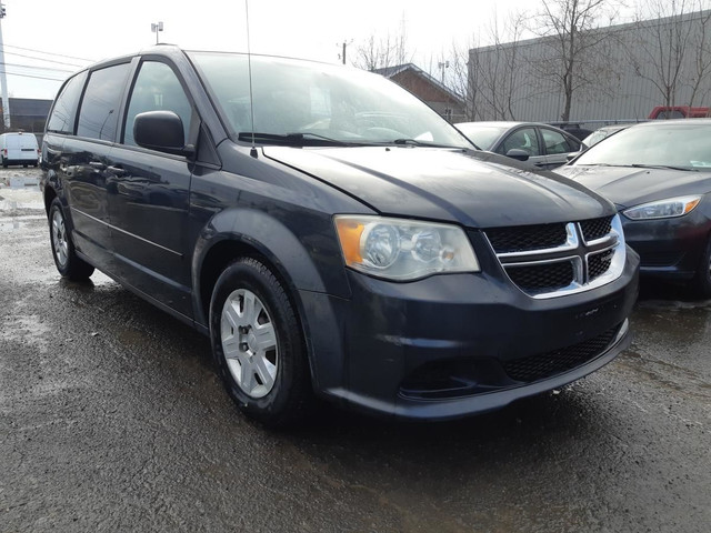 Dodge Grand Caravan Familiale 4 portes SXT 2011 à vendre in Cars & Trucks in Longueuil / South Shore - Image 2