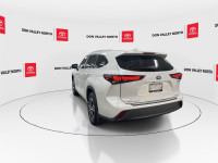 All Services Completed, One Owner verified, Don Valley North Toyota Original, Bought and Serviced He... (image 5)