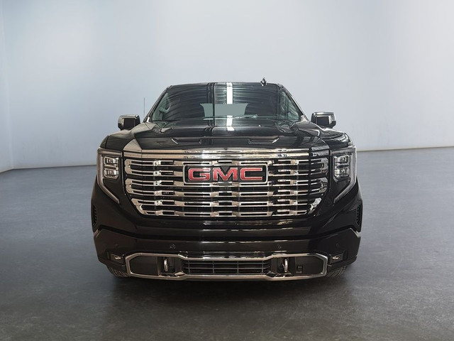 2024 GMC Sierra 1500 Denali 4WD CREW CAB CARPLAY SIEGES CHAUFFAN dans Autos et camions  à Laval/Rive Nord - Image 2