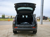 BLACK LEATHERETTE SEATS,DIAMOND BLACK CRYSTAL PEARL,ENGINE: 2.0L DOHC I-4 DI TURBO W/ESS (STD),TRANS... (image 6)