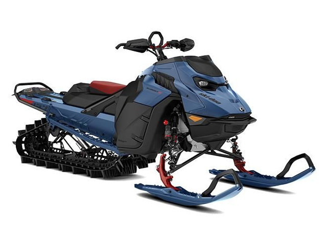 2025 Ski-Doo SUMMIT X EXPERT Pkg 165 850 E-TEC Turbo R SHOT in Snowmobiles in Lanaudière