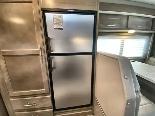 2022 Adventurer LP Class C Adventurer 24DS in RVs & Motorhomes in Prince George - Image 23