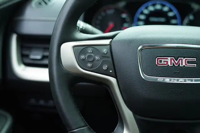 2024 GMC Terrain Denali AWD, Sunroof, Navigation. in Cars & Trucks in Oakville / Halton Region - Image 18