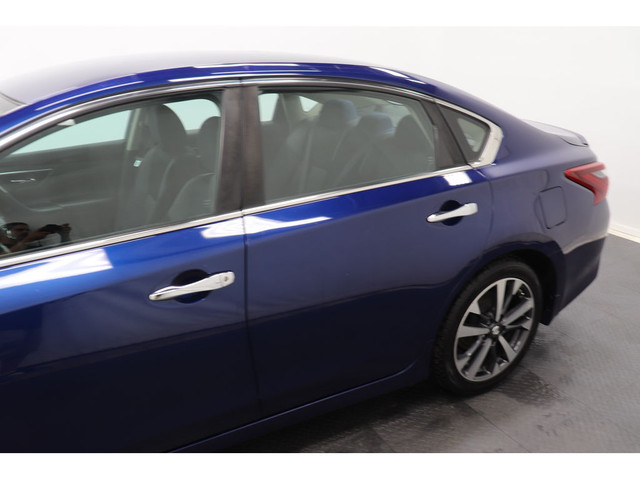 2017 Nissan Altima 2.5 SR, CAMERA, BLUETOOTH, SIEGES CHAUFFANTS in Cars & Trucks in Longueuil / South Shore - Image 4