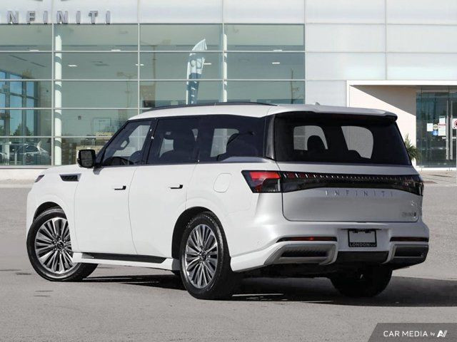2025 INFINITI QX80 LUXE in Cars & Trucks in London - Image 4