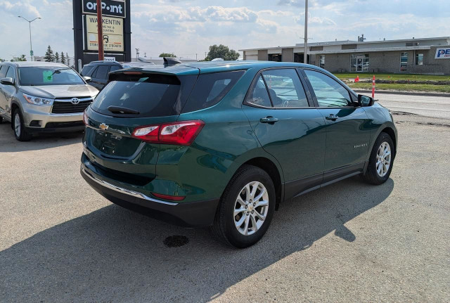 2018 Chevrolet Equinox LS | HEATED SEATS | CARPLAY | ONE OWNER in Cars & Trucks in Winnipeg - Image 4