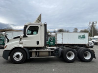 2019 FREIGHTLINER T11664ST;Heavy Duty Trucks - CONVENTIONAL W/O SLEEPER Penske Location 632 BELGRAVE... (image 3)
