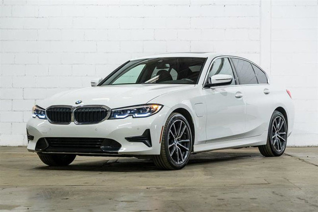 2021 BMW 3 Series xDrive | Innovation silencieuse | Volant in Cars & Trucks in City of Montréal - Image 3
