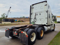 Ryder Stock ID: 840540 Transmission Type/Speed: AUTO 13 Engine: DIESEL DD15 GHG'17 475/1625 Horse Po... (image 5)