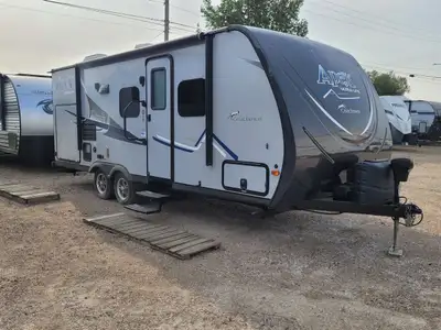 4365lbs, Seeps 4, Front Queen Size Bed, U Shape Slide Out Dinette, Rear Bathroom, Outdoor Kitchen, E...