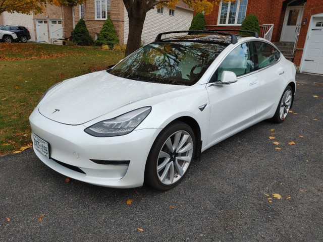 2019 Tesla Model 3 Standard Range + in Cars & Trucks in Barrie