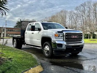 2017 GMC Sierra 3500HD 9 Foot Flat Deck 4WD, 6.0L, 8 cylinder, 4 door, automatic, 4WD, 4-Wheel ABS,...
