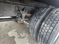 FULLY SERVICED AND ONTARIO SAFETY STANDARDS CERTIFIED AT NO ADDITIONAL COST! ONLY 190,000 Km - 26FT... (image 8)