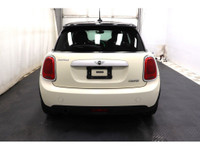 +Sièges en cuir / Leather interior +Sièges chauffants / Heated seats +Bluetooth +Toit a vision panor... (image 5)