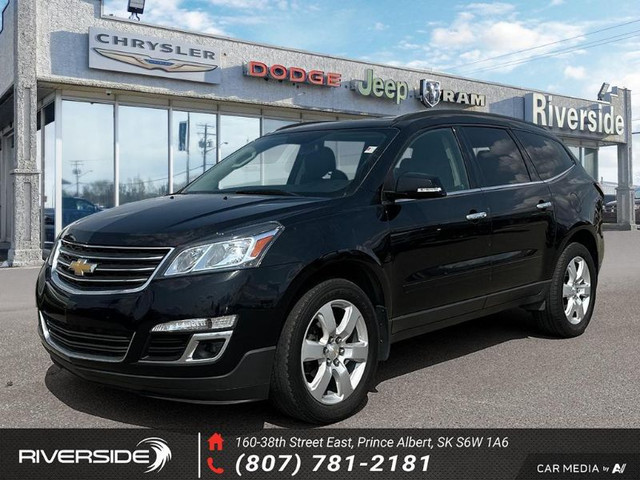 2017 CHEVROLET Traverse LT in Cars & Trucks in Prince Albert
