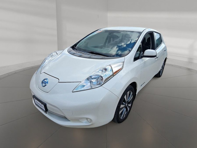 2017 NISSAN LEAF SL in Cars & Trucks in Stratford