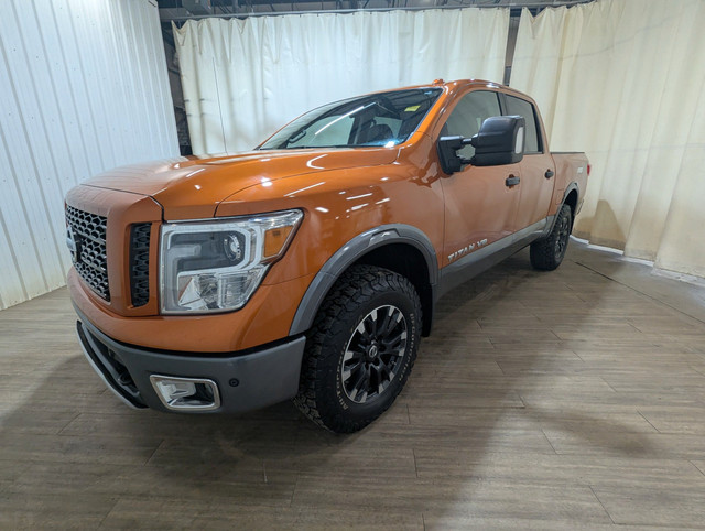 2019 Nissan Titan PRO-4X Tonneau Cover | Bed Liner | Heated S... in Cars & Trucks in Calgary - Image 3