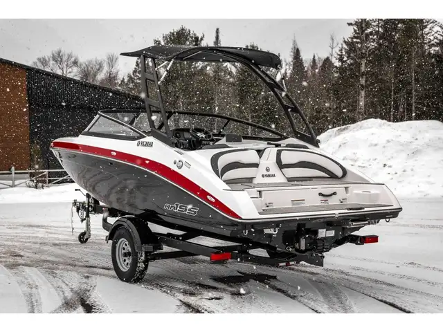 2025 Yamaha AR 195 in Powerboats & Motorboats in Québec City - Image 10