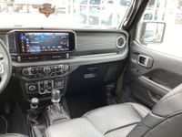 2024 JEEP WRANGLER SAHARA 4X4 Sarge Green Exterior Paint Black Premium McKinley Leather Faced Bucket... (image 4)