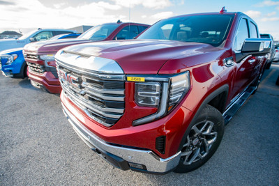 2024 GMC Sierra 1500 SLT TOIT + COMMODITÉ + PRIVILÈGE + SÉCURITÉ