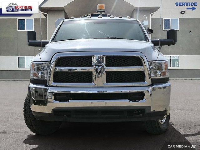 2016 RAM 3500 Chassis ST/SLT/Laramie SERVICE TRUCK 4X4 AIR CO... in Cars & Trucks in Edmonton - Image 2