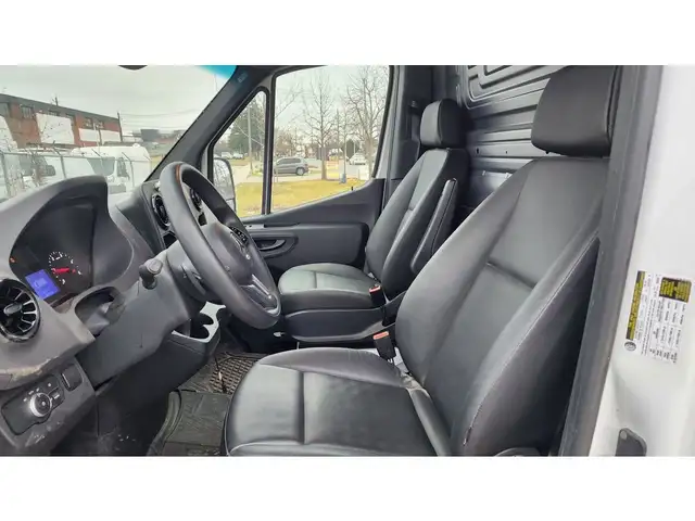 2021 Mercedes-Benz Sprinter Cargo Van 2500 - 170WB - 4cylDiesel  in Cars & Trucks in City of Toronto - Image 10