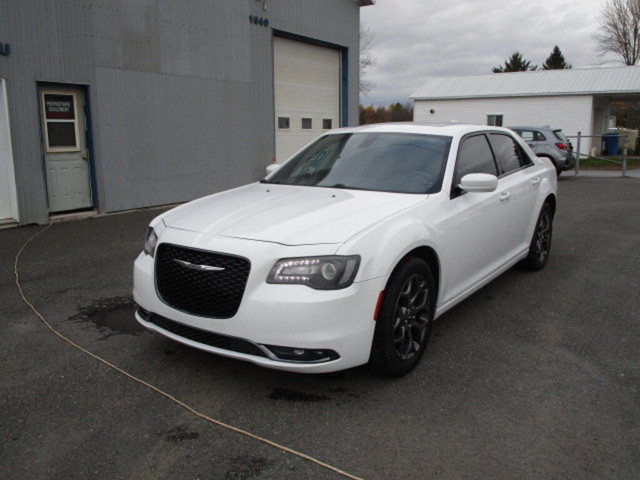  2018 Chrysler 300S 300S AWD GPS TOIT PANO CUIR SIEGE CHAUFF ET  in Cars & Trucks in Granby - Image 3