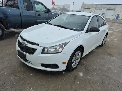 Air Conditioning, Electric Windows, Cruise Control, Tilt Wheel Engine: 4 Cylinder Engine 1.8L/110CI...