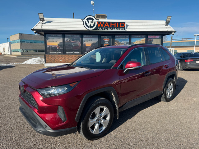 2019 Toyota RAV4 LE AWD in Cars & Trucks in Lethbridge